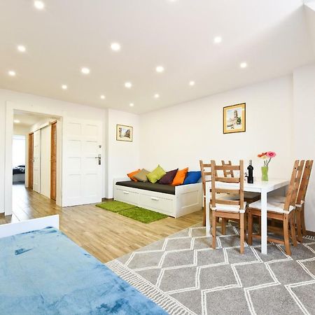Apartament Centrum Z Miejscem Parkingowym Torun Exterior foto