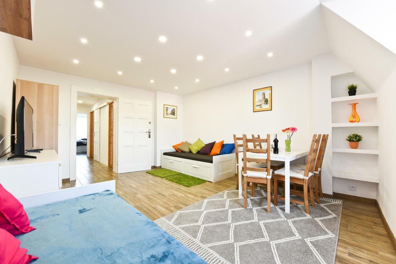 Apartament Centrum Z Miejscem Parkingowym Torun Exterior foto