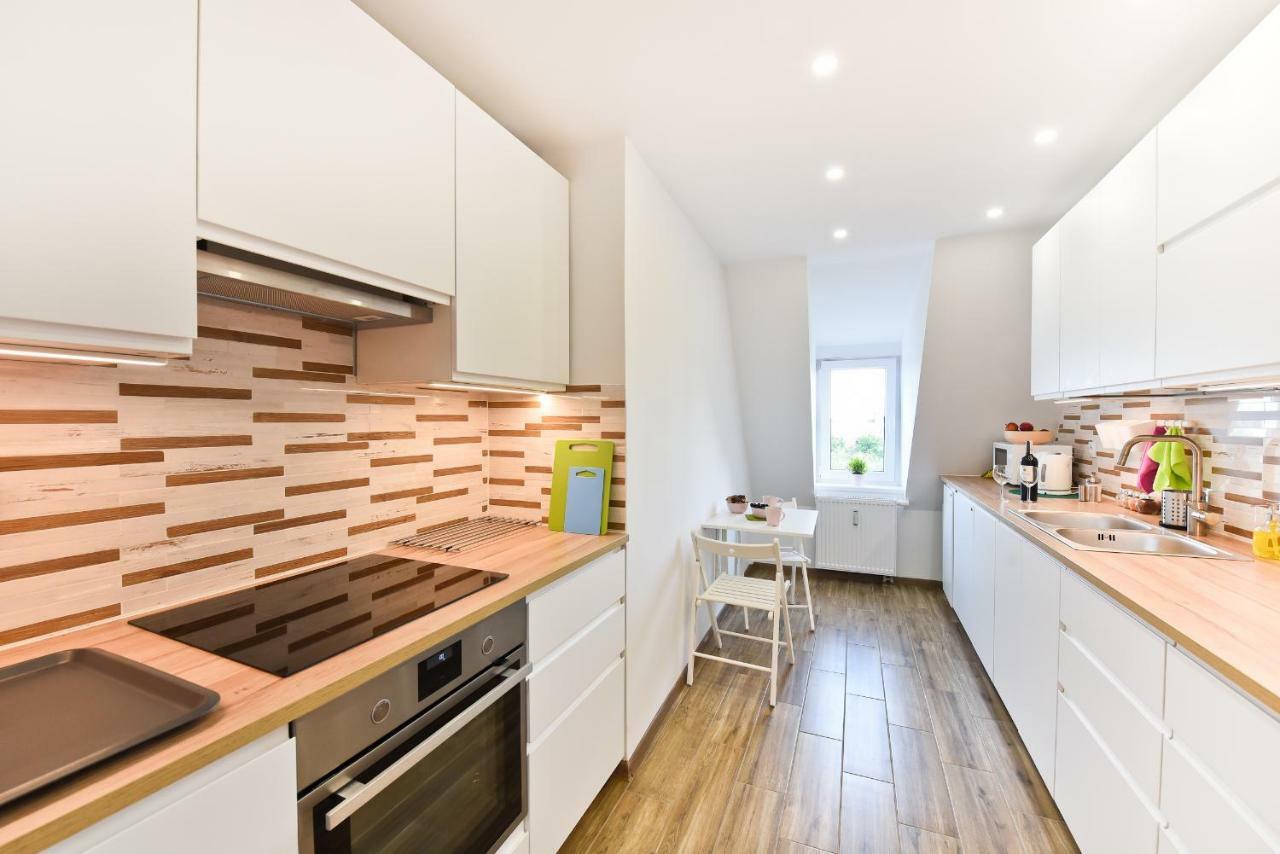Apartament Centrum Z Miejscem Parkingowym Torun Exterior foto